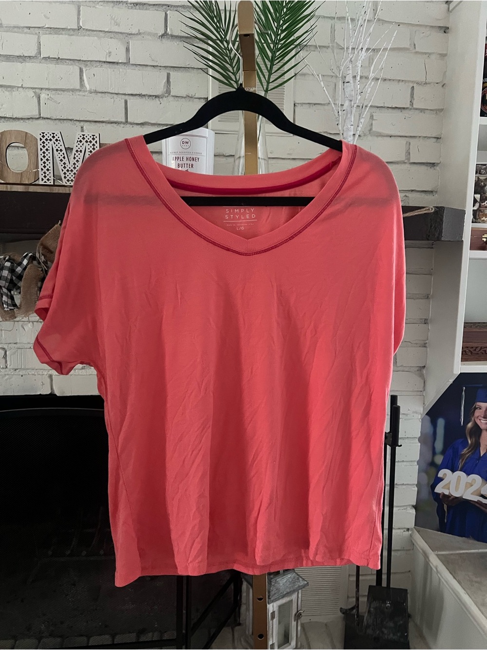 Simply Styled Coral V-Neck Short Sleeve Tee